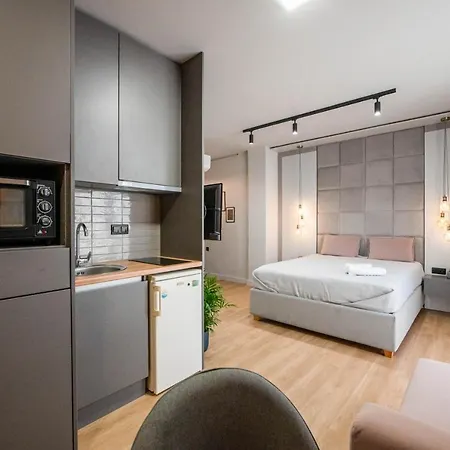 Urban Apartment *